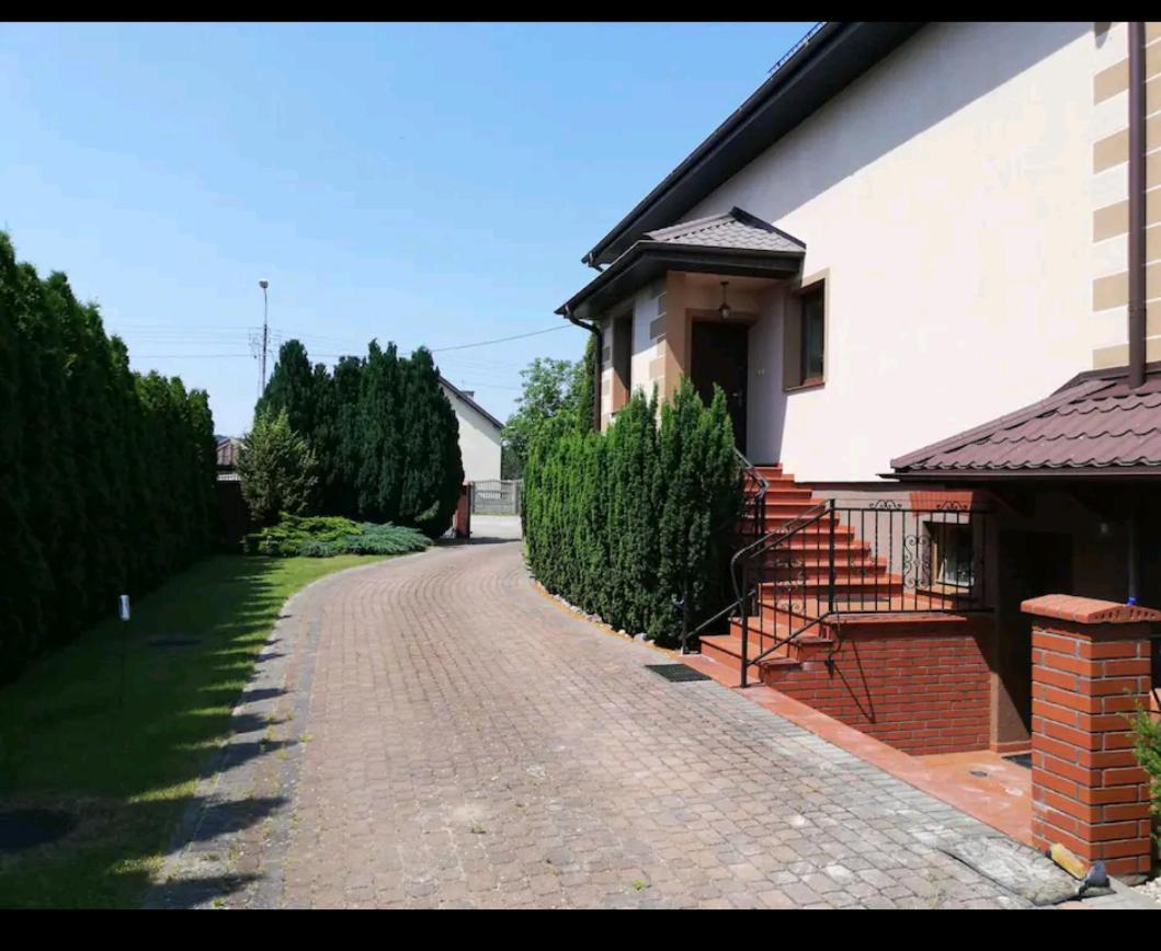 Apartament W Domu Z Kominkiem I Ogrodem Reda Buitenkant foto